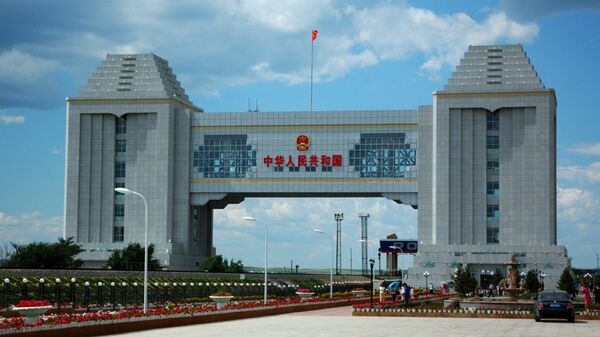中國自14日起暫停俄中邊境口岸滿洲里-外貝加爾斯克的輪式車輛通關作業 - 俄羅斯衛星通訊社