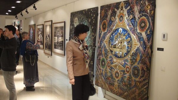 俄罗斯画家作品在莫斯科中国文化中心展出 - 俄罗斯卫星通讯社