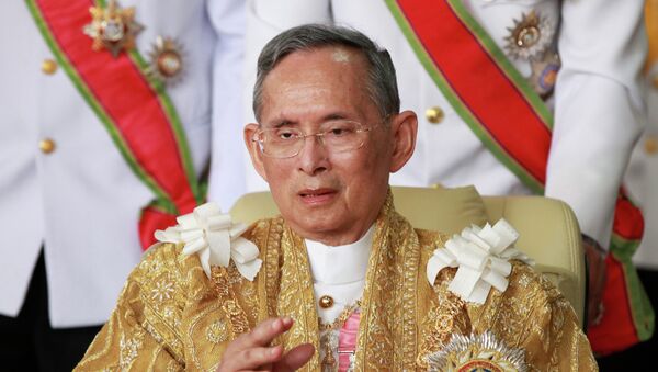 泰国国王取消戒严状态 - 俄罗斯卫星通讯社