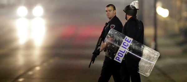 外国记者起诉美国弗格森警察局对其逮捕和伤害 - 俄罗斯卫星通讯社