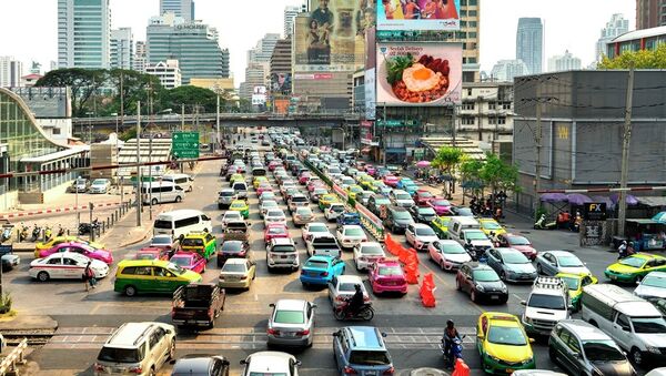 泰國首都曼谷舉行反政府的汽車抗議活動 - 俄羅斯衛星通訊社