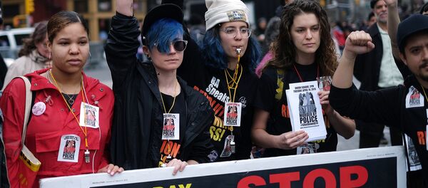 紐約市向警察扼喉致死的非裔美國人家屬賠付近6百萬美元 - 俄羅斯衛星通訊社