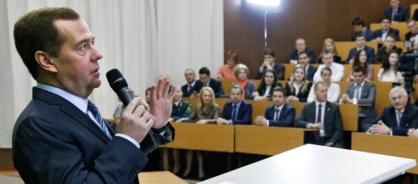 俄总理建议年轻人:要成功,学汉语 俄总理建议年轻人:要成功,学汉语 - 俄罗斯卫星通讯社