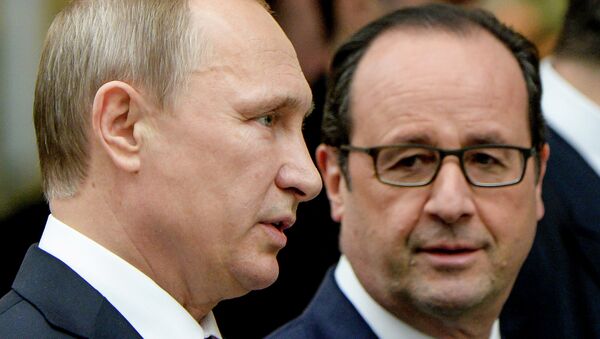 俄總統普京和法國總統奧朗德共同就雙邊關係與實施明斯克協議展開討論 - 俄羅斯衛星通訊社