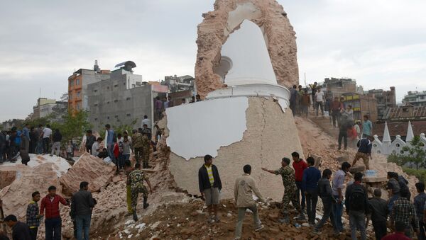 普京向尼泊尔总统就强烈地震表示慰问 - 俄罗斯卫星通讯社