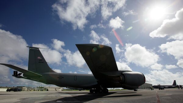 一架波音公司生產的KC-135空中加油機 - 俄羅斯衛星通訊社