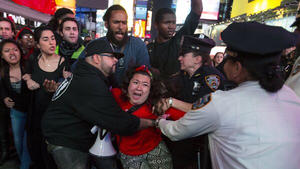 媒體：美國各大城市進行示威活動抗議警察暴力執法 - 俄羅斯衛星通訊社