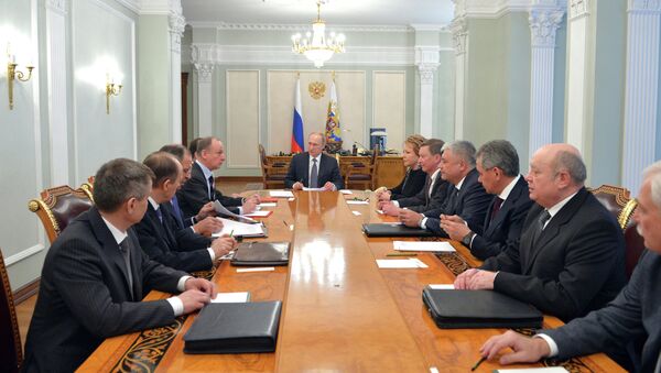 普京与俄安全委员会成员讨论胜利日与外国领导人接触事宜 - 俄罗斯卫星通讯社