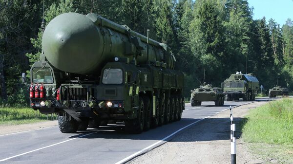 俄国防部：“亚尔斯”公路移动导弹系统在阿尔泰边疆区进入战斗巡逻路线 - 俄罗斯卫星通讯社