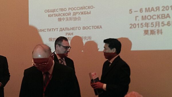 李輝大使與俄羅斯外交部副部長莫爾古洛夫 - 俄羅斯衛星通訊社