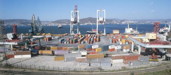 俄罗斯船只因债务问题被中方扣押 船上食物紧缺 俄罗斯船只因债务问题被中方扣押 船上食物紧缺 - 俄罗斯卫星通讯社