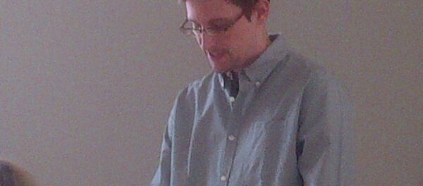 斯諾登稱美法院裁決美國國家安全局監聽計劃違法是重要判決 - 俄羅斯衛星通訊社