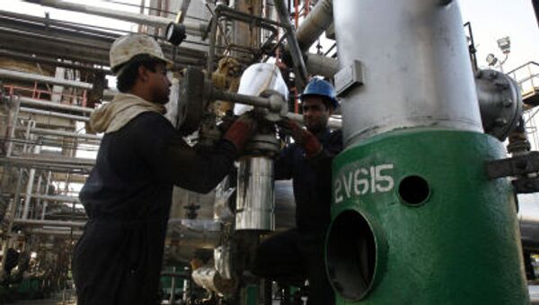 伊朗回归石油市场使得石油价格下跌 - 俄罗斯卫星通讯社