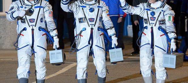 考察組6月11日將從國際空間站登上“聯盟TMA-15M”飛船 - 俄羅斯衛星通訊社