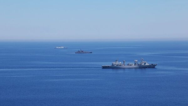 中国国防部：“海上联合—2015（II）”中方编队通过对马海峡 - 俄罗斯卫星通讯社