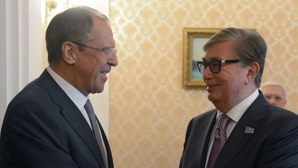 俄罗斯外长拉夫罗夫和哈萨克斯坦参议院议长托卡耶夫 - 俄罗斯卫星通讯社