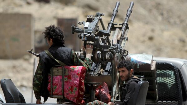 媒体：胡塞武装因联军袭击将中央指挥部转移至也门山区 - 俄罗斯卫星通讯社