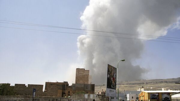 消息人士：阿拉伯聯軍空襲也門首都機場附近的胡塞武裝基地 - 俄羅斯衛星通訊社