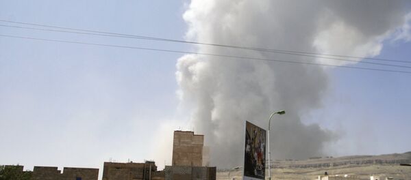 消息人士：阿拉伯聯軍空襲也門首都機場附近的胡塞武裝基地 - 俄羅斯衛星通訊社