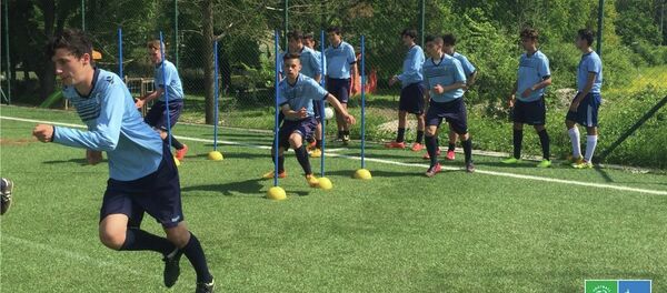 足球-友谊”项目启动“九鼎奖”计划 足球-友谊”项目启动“九鼎奖”计划 - 俄罗斯卫星通讯社