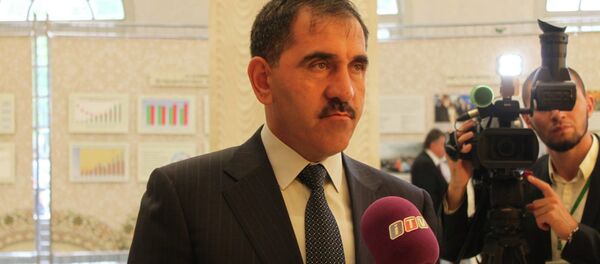 尤努斯-貝克•葉夫庫羅夫 - 俄羅斯衛星通訊社