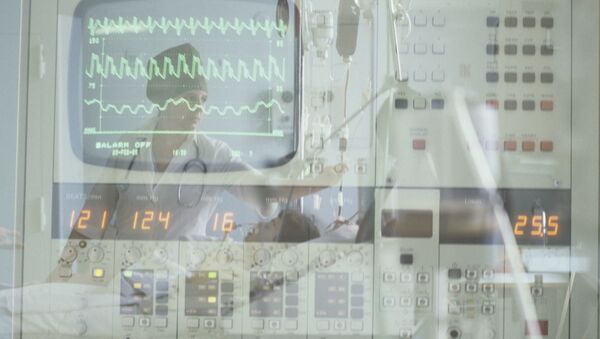 英国心脏病专家警告胸部疼痛应立即就医 - 俄罗斯卫星通讯社