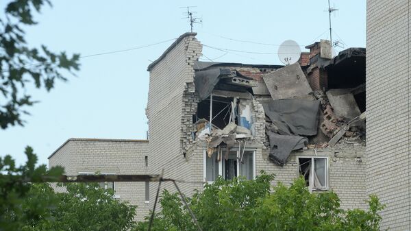 乌军炮击后的民宅 - 俄罗斯卫星通讯社