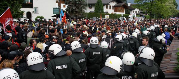 千人集會抗議反對在德國舉行七國首腦會議 - 俄羅斯衛星通訊社