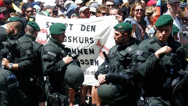 德国约300人参加反七国集团抗议活动 - 俄罗斯卫星通讯社