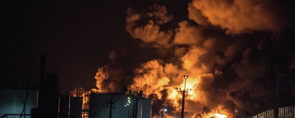 烏克蘭基輔州起火油庫發生爆炸 - 俄羅斯衛星通訊社