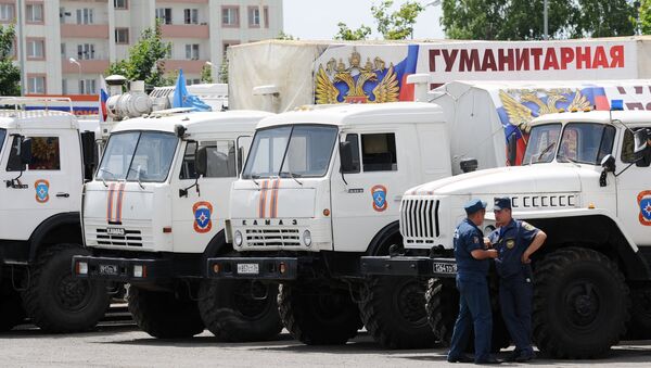 俄緊急情況部車隊向頓巴斯運送人道援助後回國 - 俄羅斯衛星通訊社