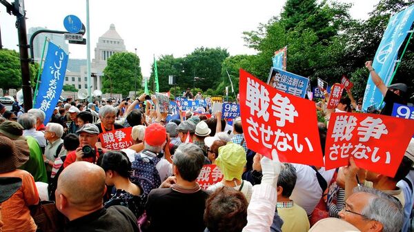 日本民眾舉行抗議（資料圖） - 俄羅斯衛星通訊社