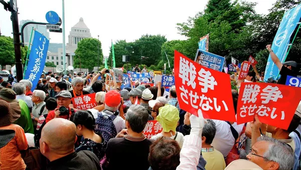 在東京中心的五一集會聚集了3萬人 - 俄羅斯衛星通訊社