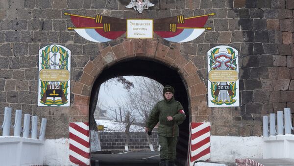 因杀害俄罗斯同事而被关押在亚美尼亚的俄军人认罪 - 俄罗斯卫星通讯社