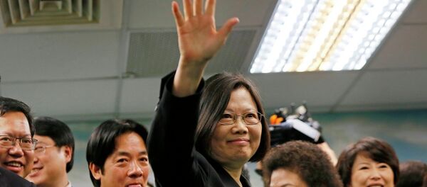 日本首相与台湾当局领导候选人进行会面 日本首相与台湾当局领导候选人进行会面 - 俄罗斯卫星通讯社