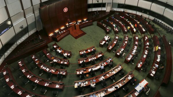 全國人大常委會就香港立法會議員資格問題作出的決定合法合理不容挑戰 - 俄羅斯衛星通訊社