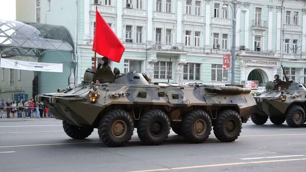 BTR-80裝甲車 - 俄羅斯衛星通訊社