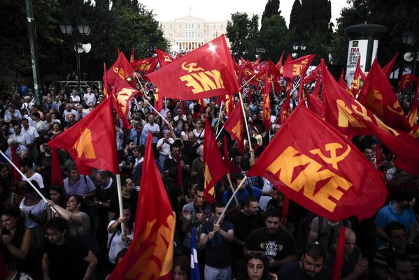 希臘與歐盟協議的支持者與反對者舉行遊行示威活動 - 俄羅斯衛星通訊社