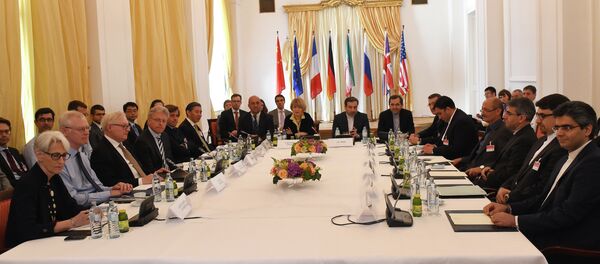 俄中外長在伊朗與“六方”會談期間舉行會晤 - 俄羅斯衛星通訊社