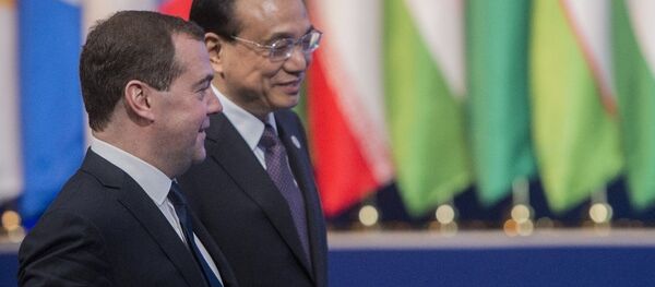 中國國務院總理期待梅德韋傑夫12月參加上合組織成員國政府首腦會議 - 俄羅斯衛星通訊社