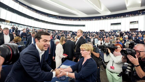 歐洲議會大戲上演：所有眼睛都盯著希臘總理齊普拉斯 - 俄羅斯衛星通訊社