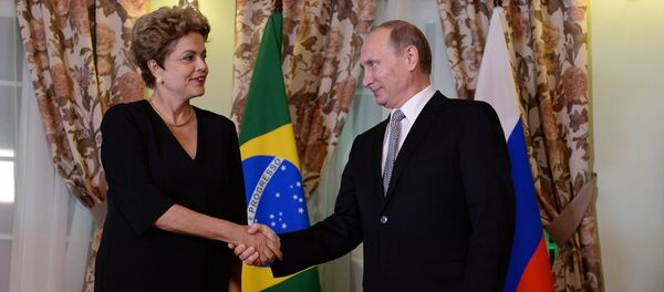 俄罗斯总统弗拉基米尔•普京和巴西总统迪尔玛•罗塞夫 俄罗斯总统弗拉基米尔•普京和巴西总统迪尔玛•罗塞夫 - 俄罗斯卫星通讯社