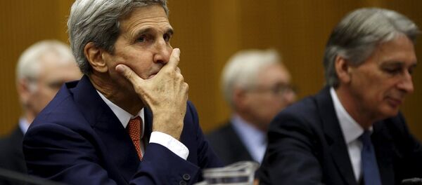 美國國務卿約翰·克里 - 俄羅斯衛星通訊社