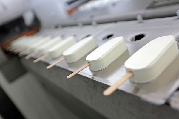 符拉迪沃斯托克的”冰激凌廠 符拉迪沃斯托克的”冰激凌廠 - 俄羅斯衛星通訊社