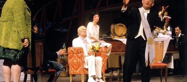 《欽差大臣》 《欽差大臣》 - 俄羅斯衛星通訊社