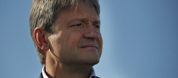 亚历山大∙特卡乔夫 - 俄罗斯卫星通讯社