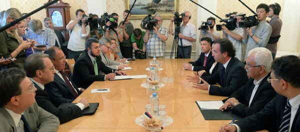 拉夫罗夫:俄罗斯与美国、欧盟以及相关区域国家致力于调解叙利亚局势 拉夫罗夫:俄罗斯与美国、欧盟以及相关区域国家致力于调解叙利亚局势 - 俄罗斯卫星通讯社