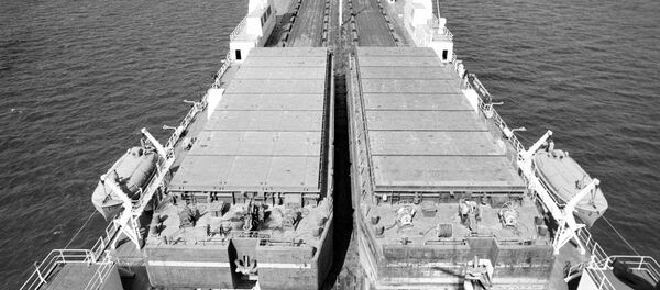 Палуба лихтеровоза - 俄罗斯卫星通讯社