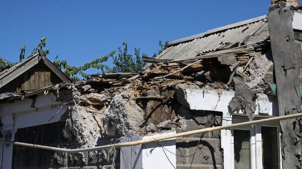 頓涅茨克被襲擊的民宅 - 俄羅斯衛星通訊社