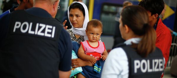 10萬余難民於8月抵達德國 - 俄羅斯衛星通訊社